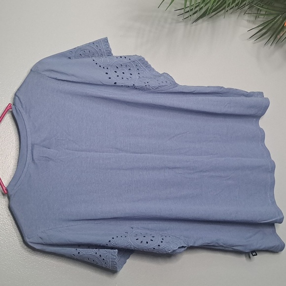 Gap Women's Eyelet Short Sleeve Shirt in English Manor Blue Sz Large - Picture 8 of 9